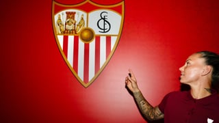 El Sevilla anuncia su primer fichaje 