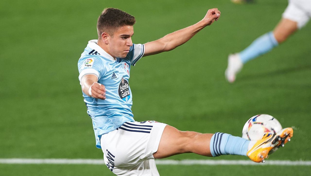 Rechaza al Racing de Santander y echa el cerrojo a Sergio Carreira