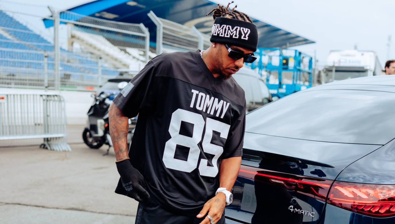 La multa más elevada de la historia en la F1 se la lleva Hamilton