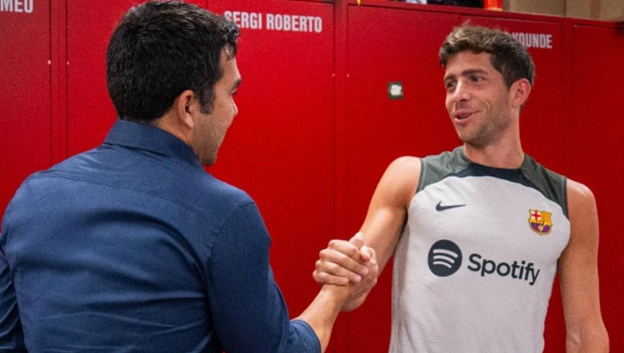 La primera decisión de Deco que no ha gustado a la afición del Barcelona