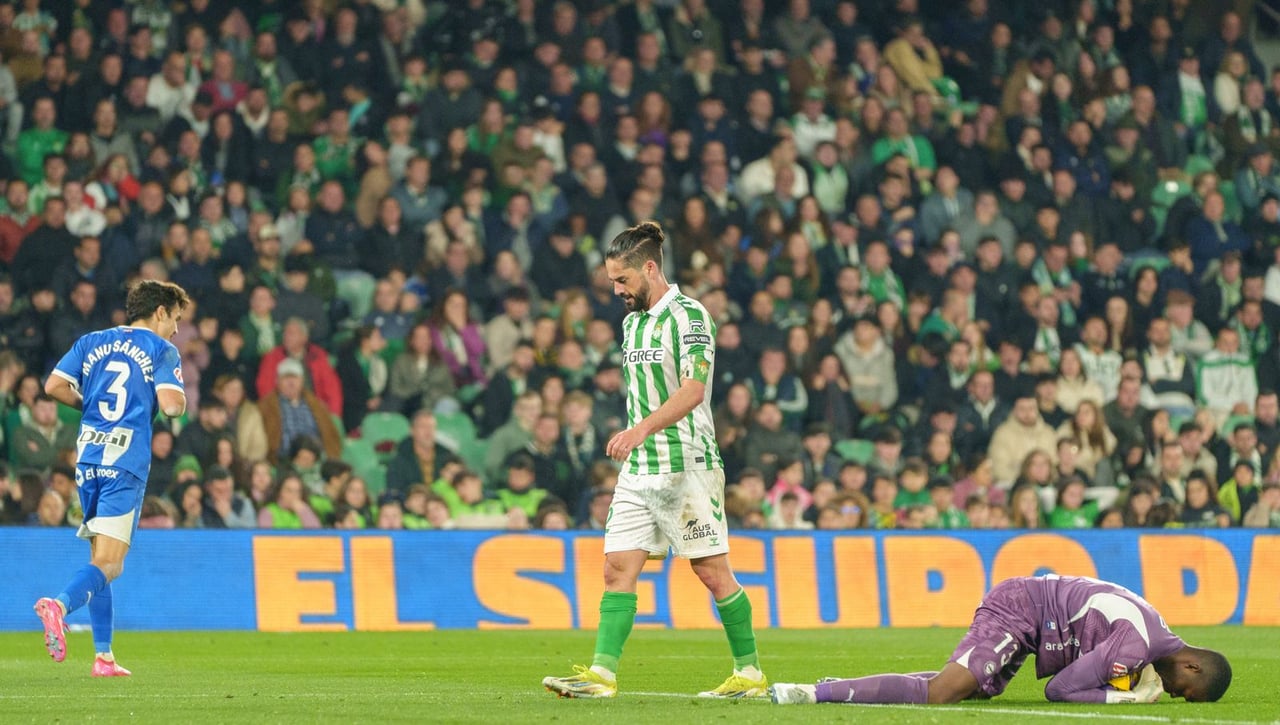 Betis 1-3 Alavés: Toca fondo sin laterales, pegada ni dirección