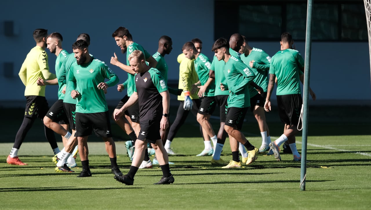 El Betis comienza a preparar la cita de Almería pendiente de Luiz Felipe