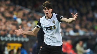 Javi Guerra, el cheque veraniego del Valencia: Villarreal, Oporto y la Premier League no le pierden de vista 