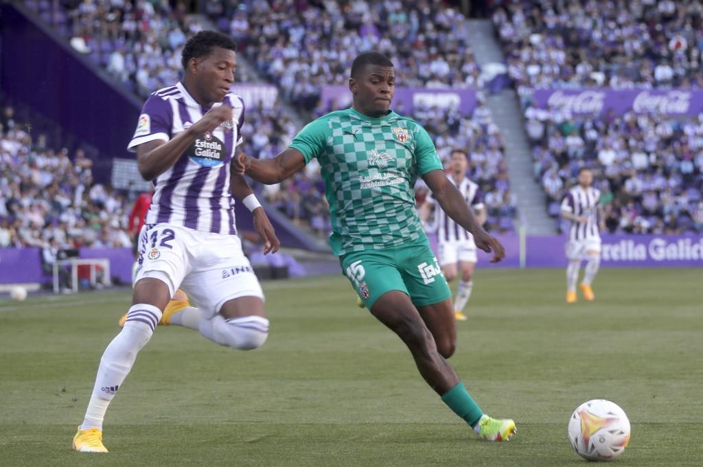 Pacheta habla alto y claro sobre Gonzalo Plata: "Están de negociaciones"