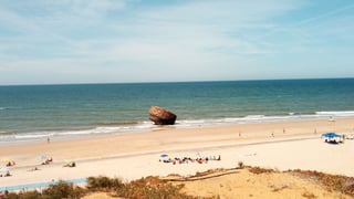 Preocupación y misterio por la 'pérdida' de una conocida playa andaluza