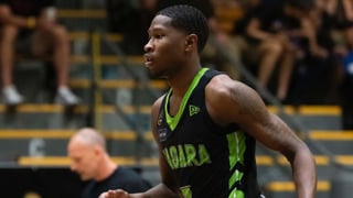 Cascada de fichajes en Valencia