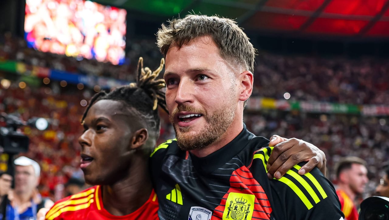 Álex Remiro, presente en el éxito de Unai Simón