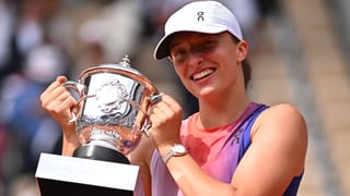 ¡Swiatek reina también en París!