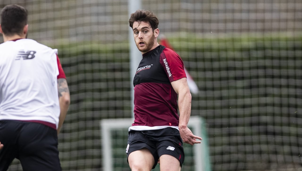 Ibai Gómez criticó a Alkorta por su no salida del Athletic