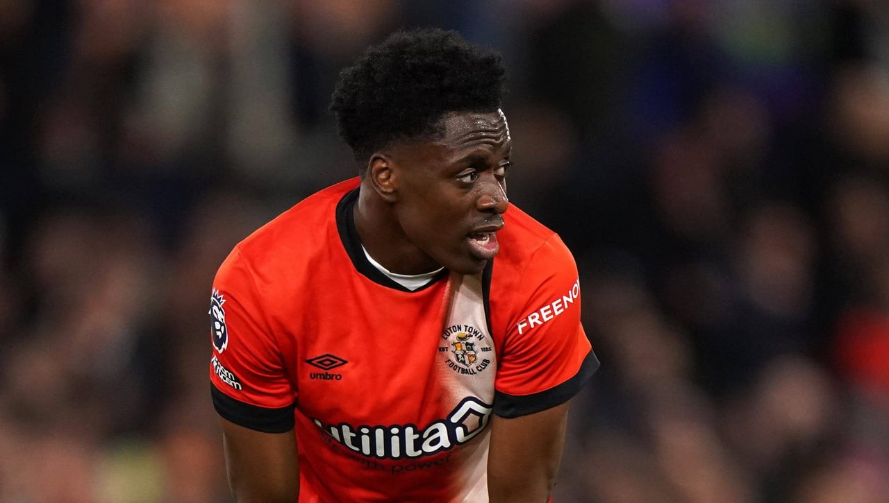 Sambi Lokonga da luz verde para unirse al Sevilla que negocia con el Arsenal