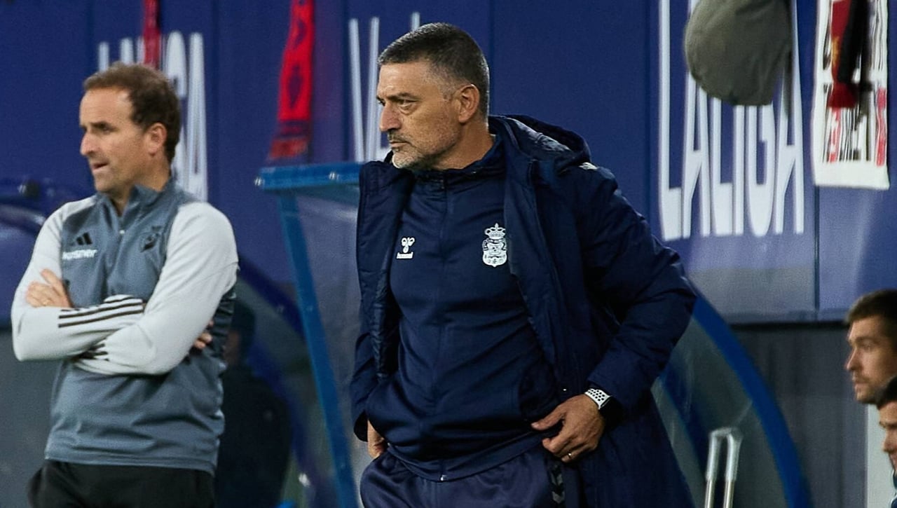 García Pimienta halaga al Betis y despeja las dudas con Sergi Cardona