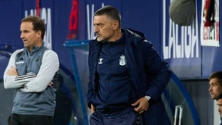 García Pimienta halaga al Betis y despeja las dudas con Sergi Cardona