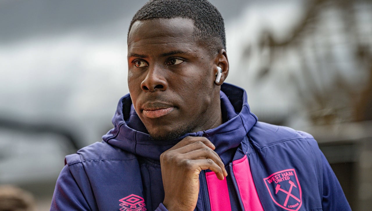 El Oviedo se interesa en Zouma, libre
