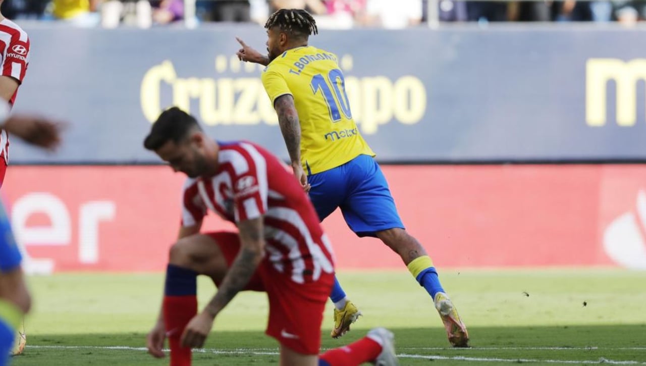 Dos jugadores del Cádiz, convocados por sus selecciones