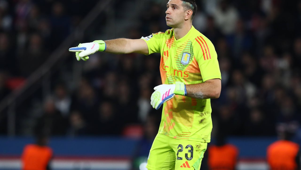 Se cierra lo del Dibu Martínez