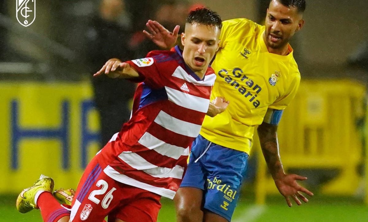 El Granada busca seguir fuerte en casa; el Huesca, estrenarse fuera (previa y posibles alineaciones)