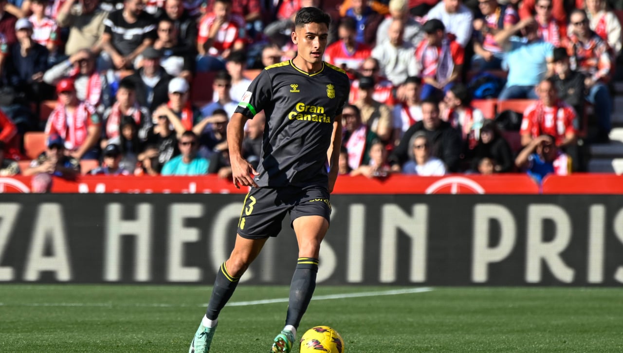 Desvelan el futuro de Sergi Cardona: "Quiere ir a un club mejor y lo respetamos"