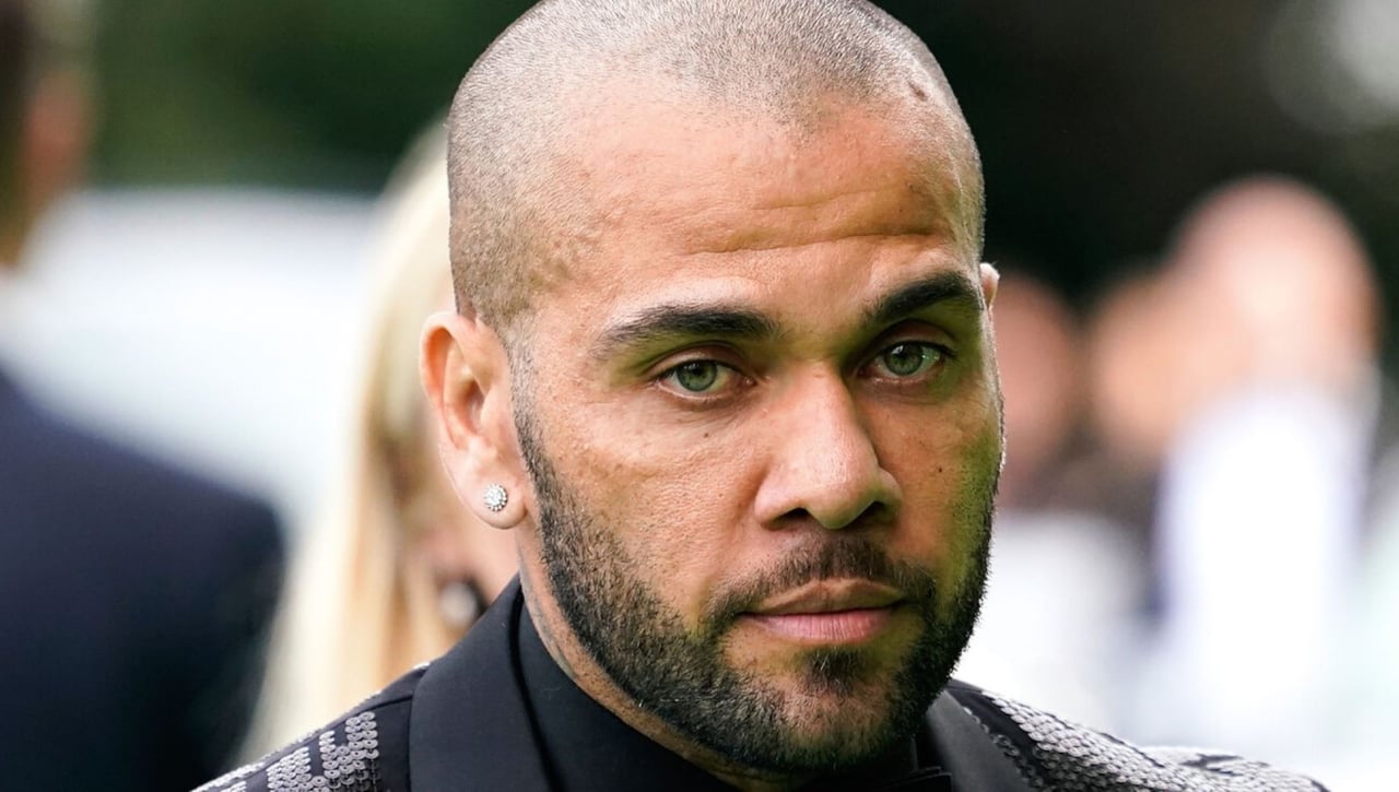 Un psiquiatra bromea con la inteligencia de los futbolistas a raíz del caso Dani Alves