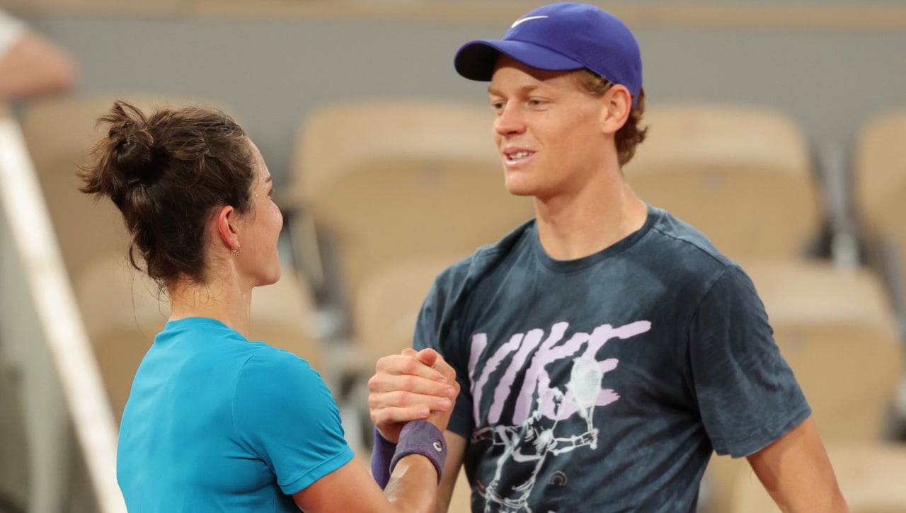 Jannik Sinner bendice a la gran heroína de Roland Garros