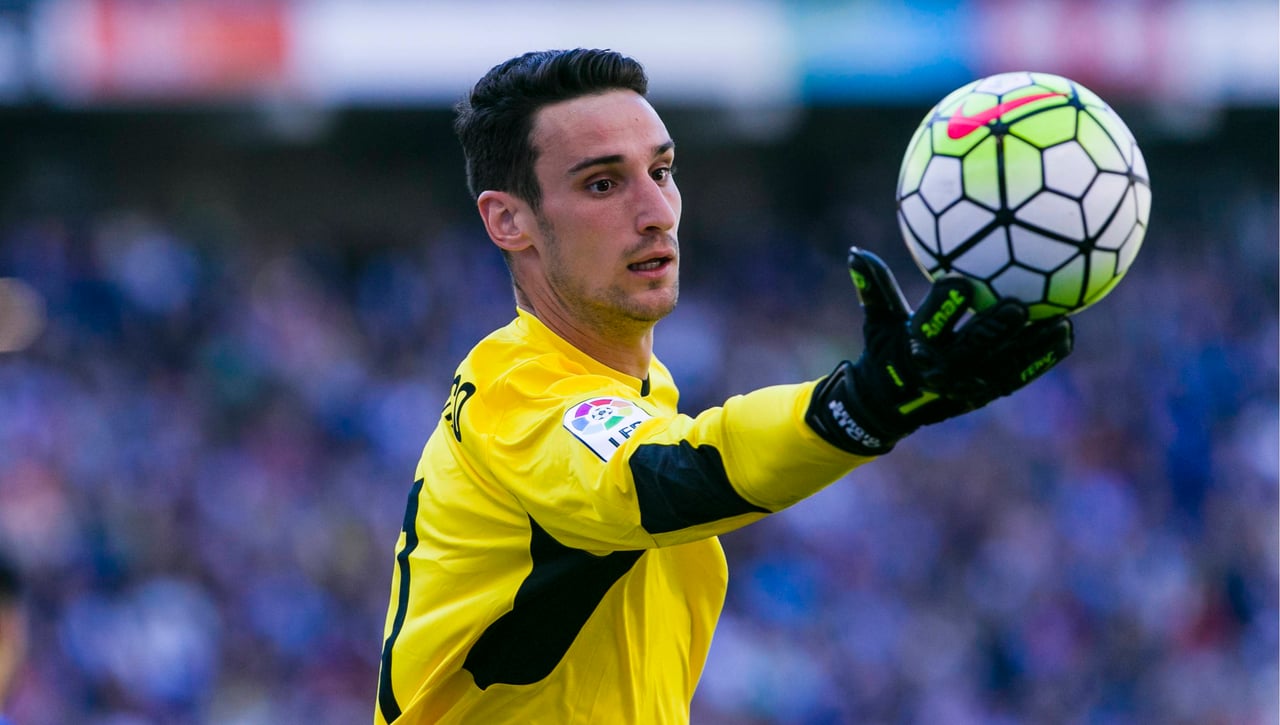 Sergio Rico manda un claro mensaje a Víctor Orta