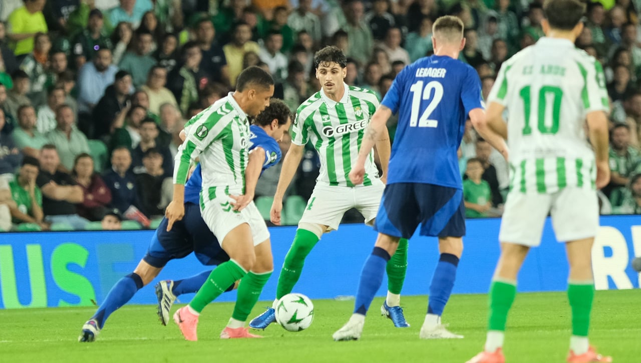 Betis - Celje: Horario, canal y dónde ver en TV y online hoy el partido de la Conference League