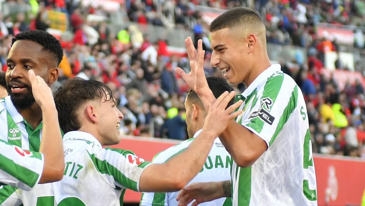 Movimientos para conseguir al canterano bético Sergio Arribas