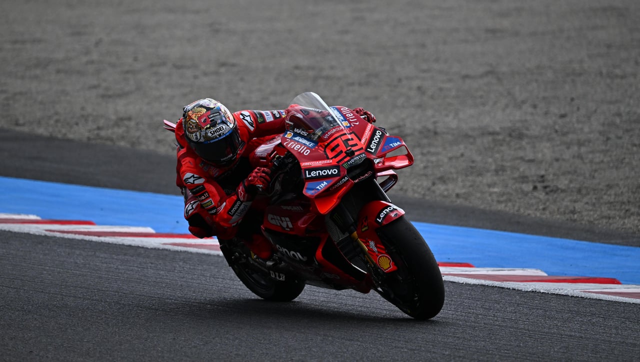 Marc Márquez da el susto con dos caídas en Indonesia