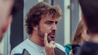 Fernando Alonso visita Andalucía para una prueba 'secreta' de su Aston Martin
