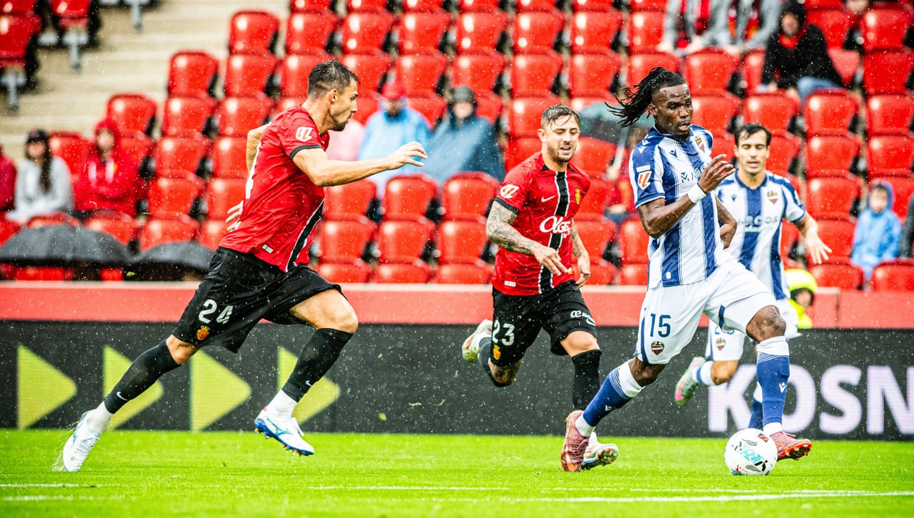 Mallorca 1-1 Levante: Maffeo responde a Etta Eyong y alivia a Jagoba Arrasate