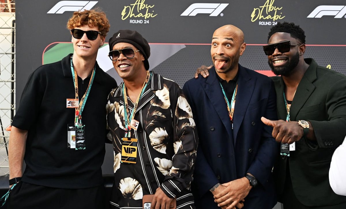 Las vacaciones de ensueño de Jannik Sinner: discoteca en Dubai con su pareja, Fórmula 1…