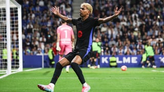 Lamine Yamal, entre los once candidatos al Premio Puskas por su obra de arte en Cornellà