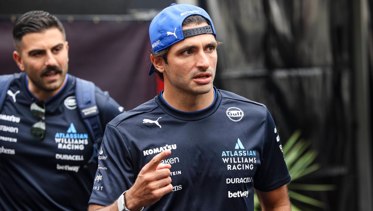 Carlos Sainz cierra filas con Williams