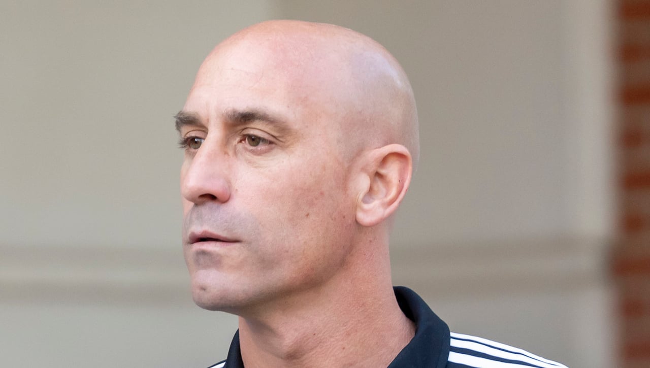 Rubiales, citado ante el juez por agresión sexual