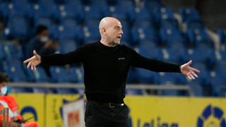 Julián Calero explota