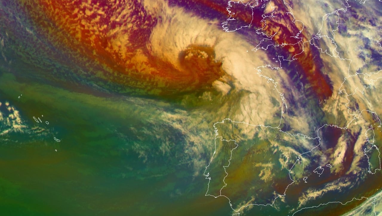 La borrasca Ciarán alerta a España y Andalucía con fuertes vientos y lluvias