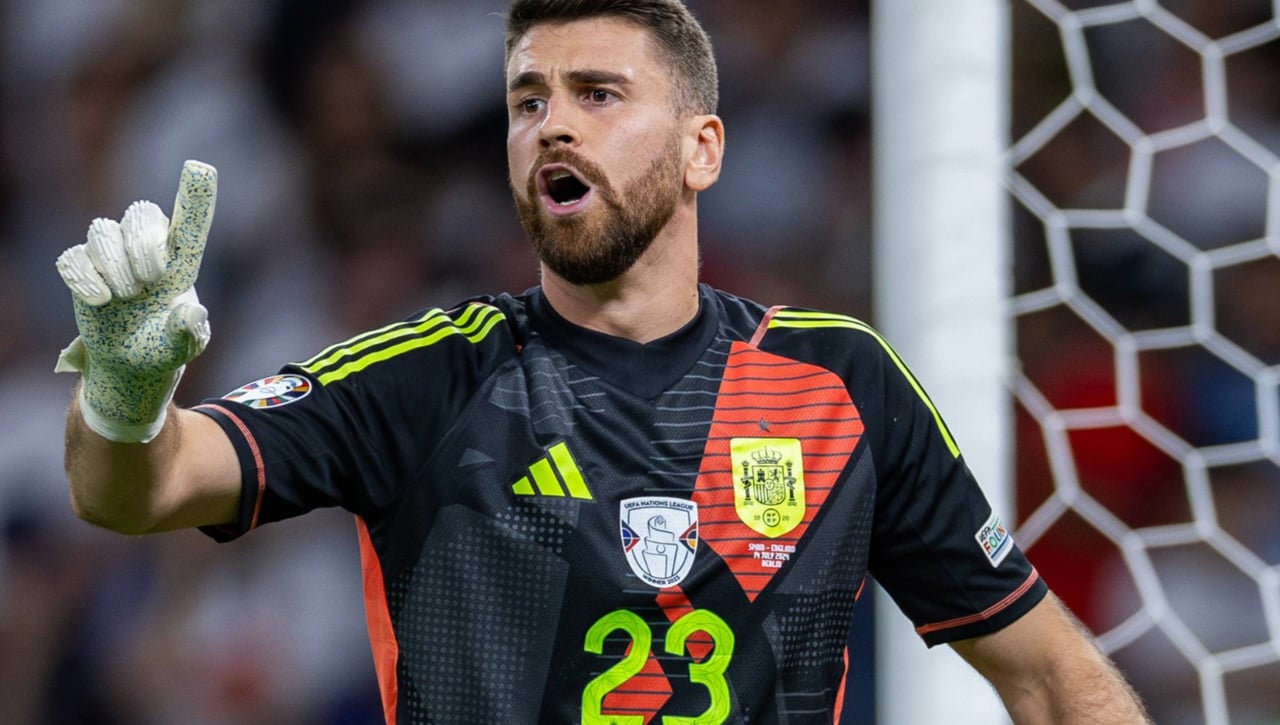 Unai Simón aviva el debate