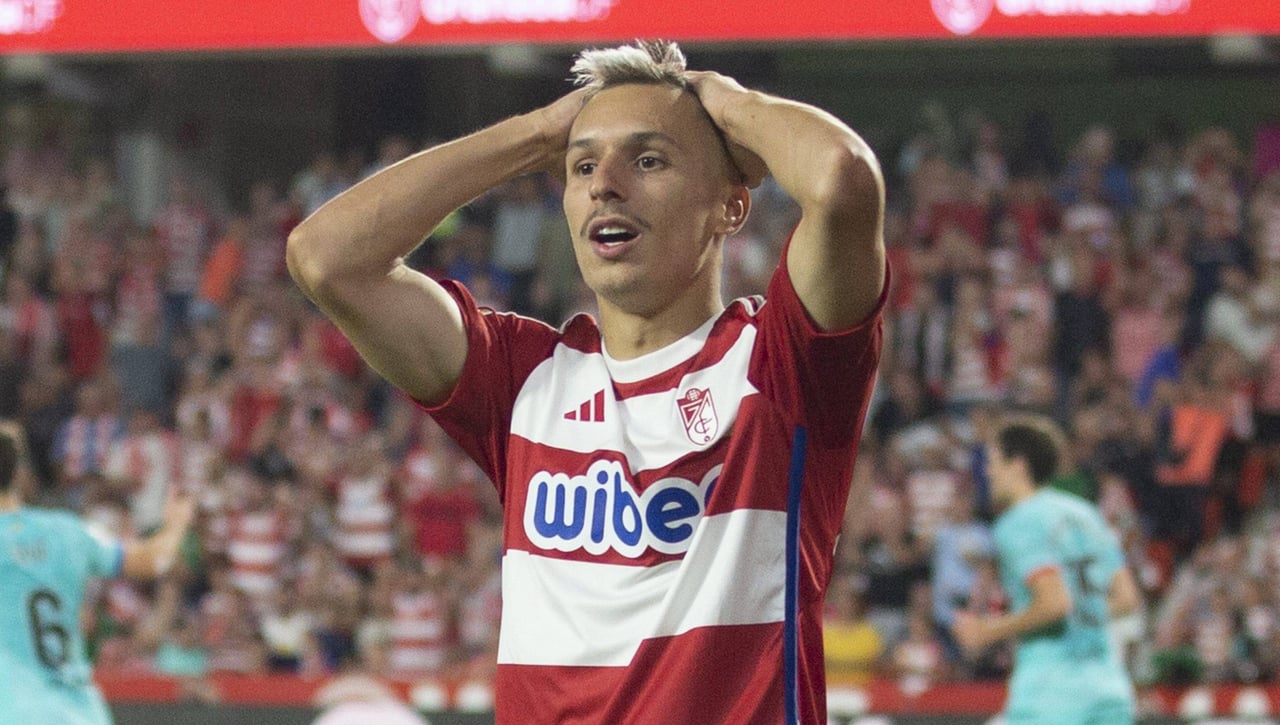 El Granada recibe una mala noticia con Bryan Zaragoza tras su amonestación