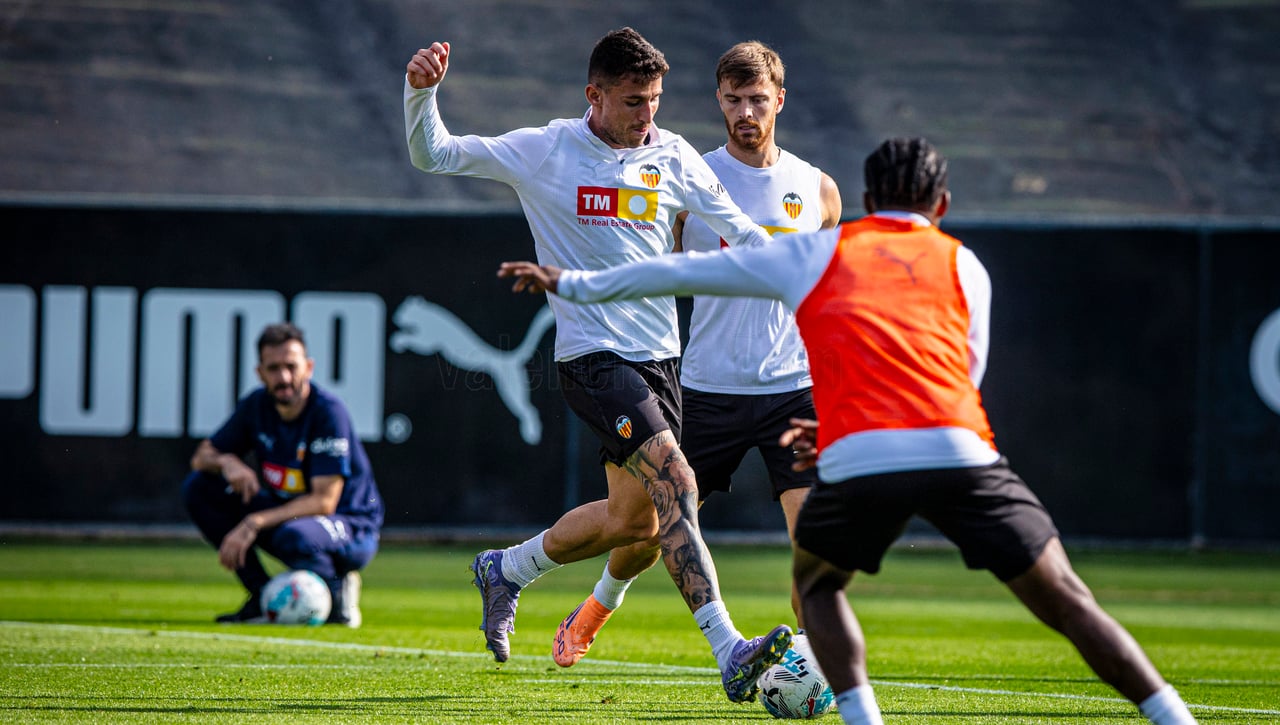 Alarma con Foulquier en la última sesión del Valencia