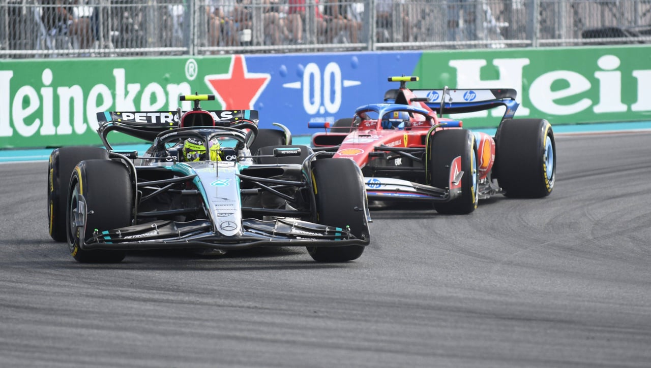 Tras lo de Hamilton, Ferrari se la vuelve a hacer a Mercedes