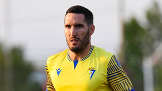 Descartado en el Cádiz, seguido por Eibar y Cultural Leonesa