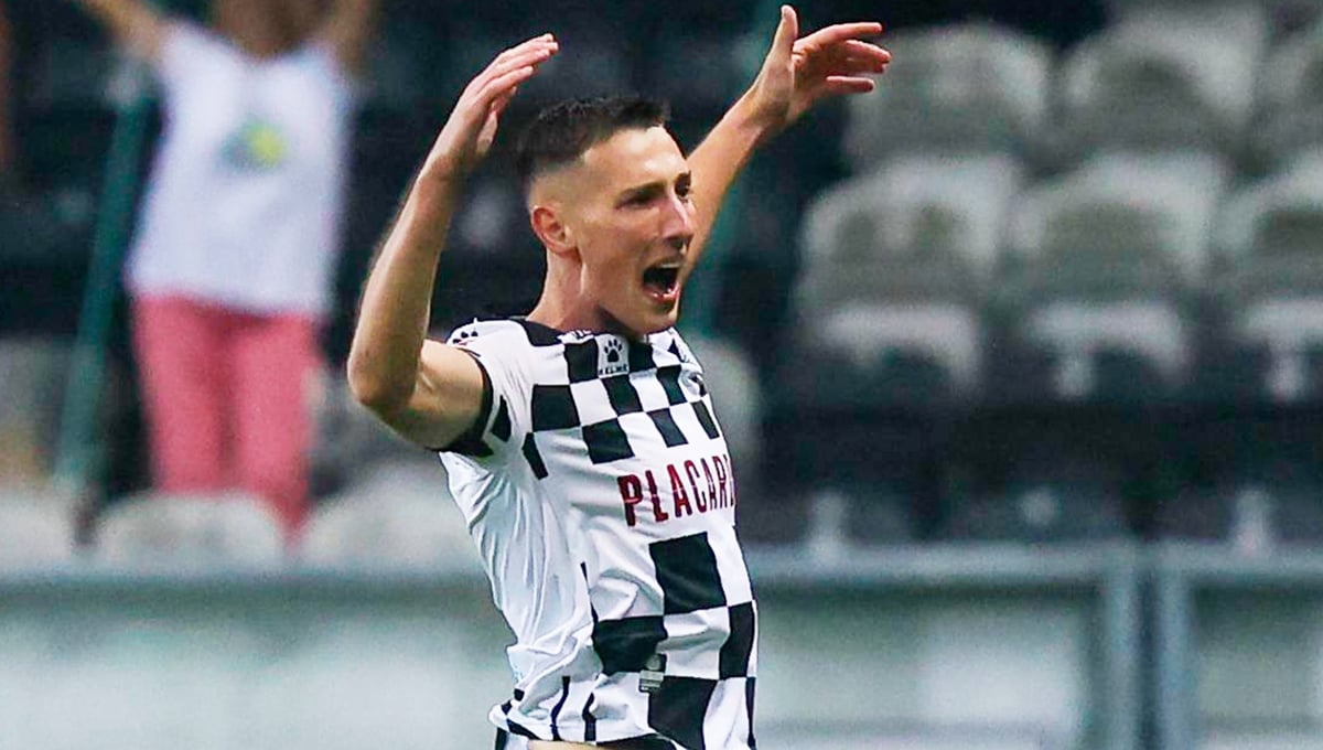 El delantero 'tapado' que ya tiene una "oferta" del Sevilla