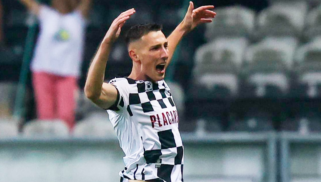 El delantero 'tapado' que ya tiene una "oferta" del Sevilla