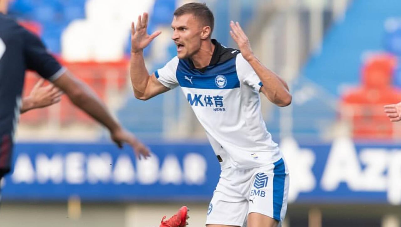 Coudet le comunica que no cuenta con él