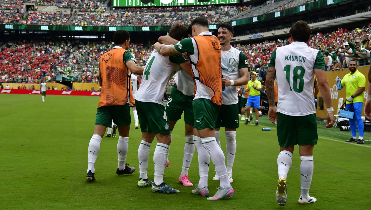 Palmeiras 2-0 Al Ahly: Flaco López sí; Vitor Roque no