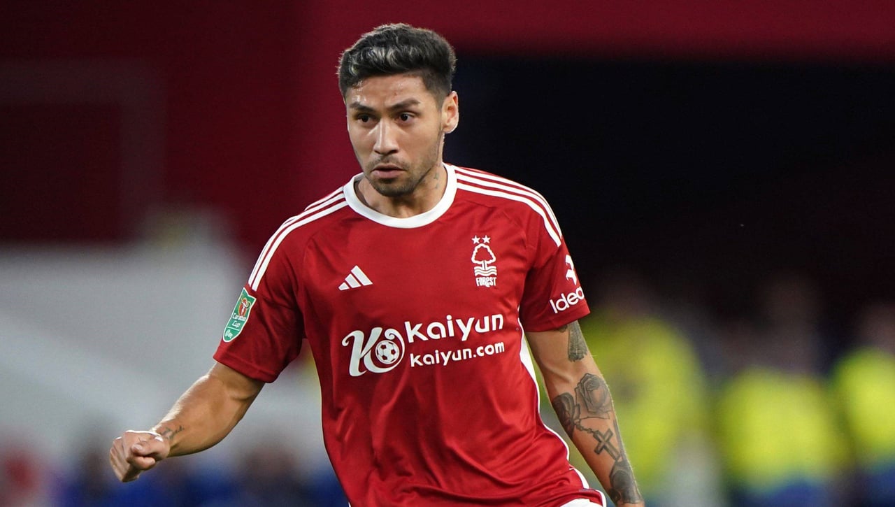 Gonzalo Montiel manda un mensaje sobre su futuro y el Sevilla toma nota