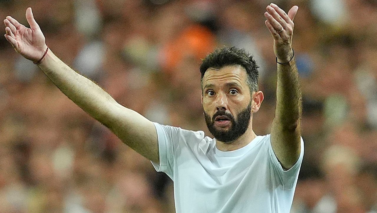 Carlos Corberán pasa lista de errores y señala a 5 jugadores