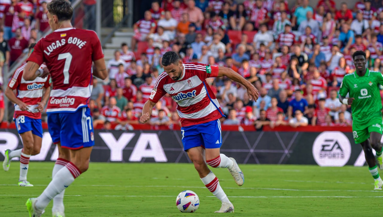 Burgos, Elche y Zaragoza quieren pescar en las salidas del Granada 