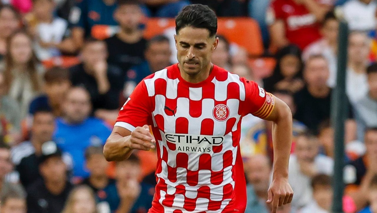 La mala suerte se ceba con el 'debut' de Juanpe en el Girona