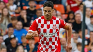 La mala suerte se ceba con el 'debut' de Juanpe en el Girona