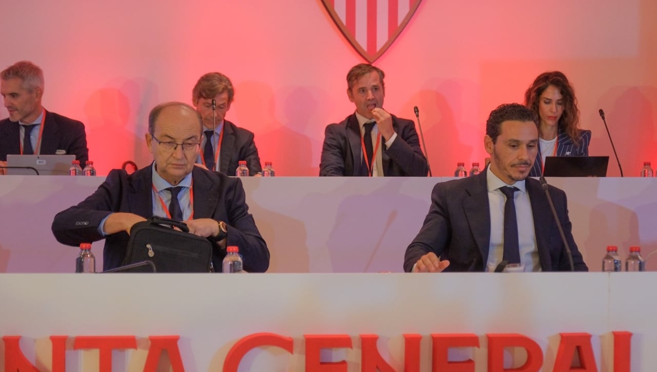 Del Nido Carrasco y el consejo siguen al frente del Sevilla